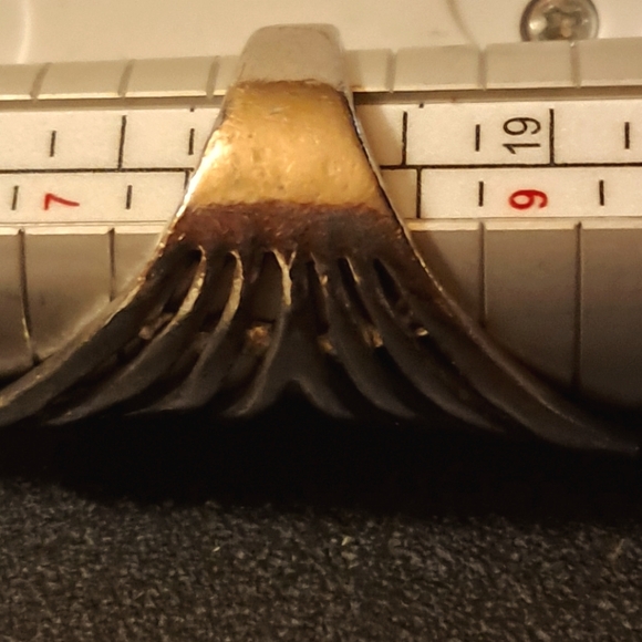 ROMAN STYLE FASHION RING - Picture 9 of 9